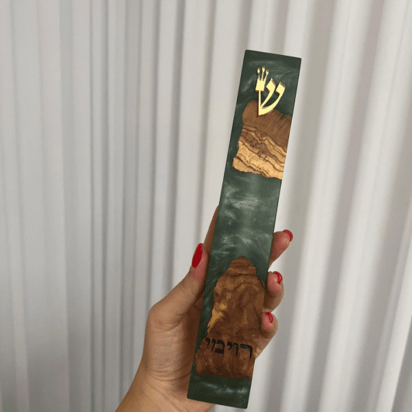 ⁦בתי מזוזה אפוקסי ועץ זית בצבע ירוק כהה⁩ – תמונה ⁦3⁩
