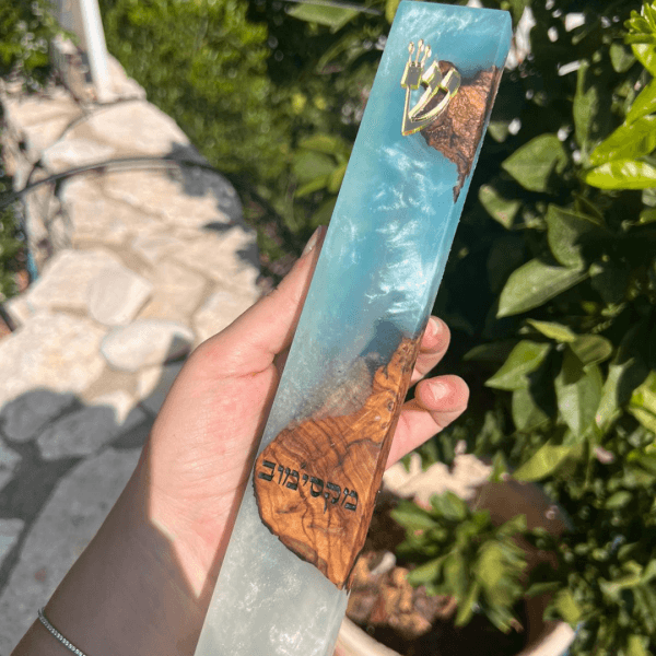 ⁦בתי מזוזה אפוקסי ועץ זית בצבע לבן פנינה⁩ – תמונה ⁦13⁩