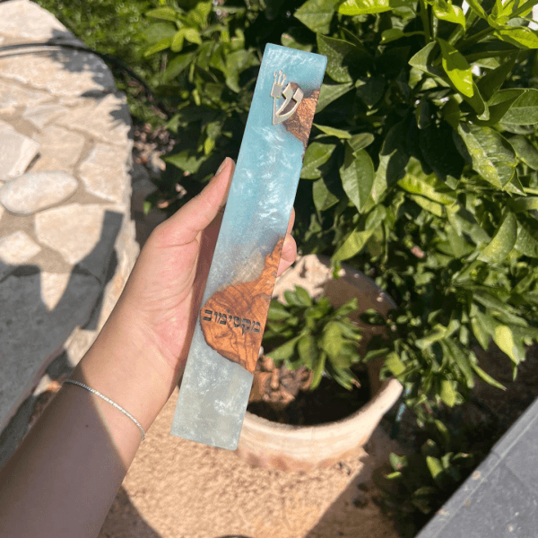 בתי מזוזה אפוקסי ועץ זית בצבע לבן פנינה