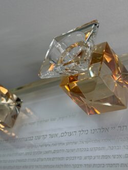 ⁦מעמד קריסטל להדלקת נרות שבת- בצבע שקוף ושמפנייה⁩ – תמונה ⁦4⁩